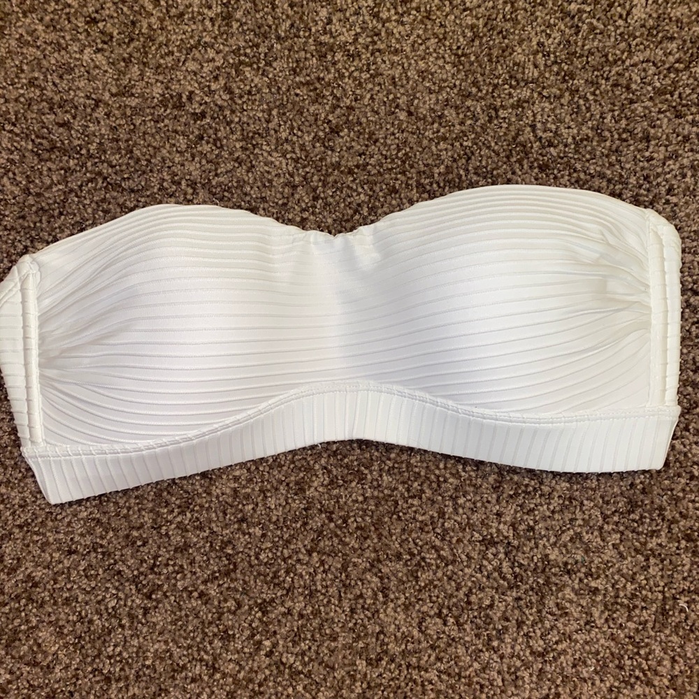 STRAPLESS BIKINI TOP